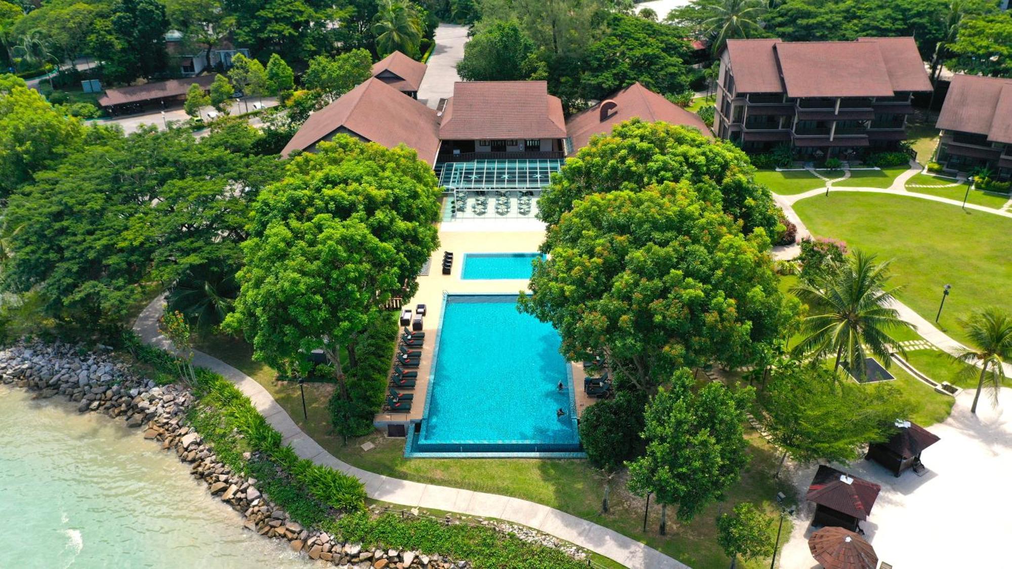 兰卡威波浪别墅度假村 珍南海滩 外观 照片